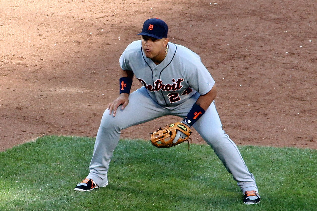 File:Miguel Cabrera (27901286118).jpg - Wikimedia Commons