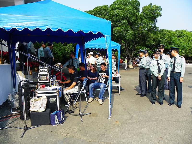 File:Music DJ Camp beside Kai-shou Review Stand 20121006.jpg