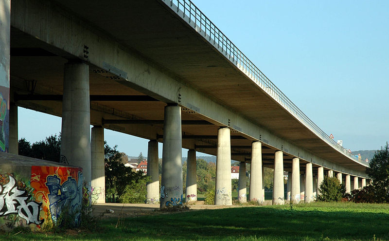 File:Neckartalbruecke Heilbronn 2 20071013.jpg