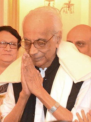 <span class="mw-page-title-main">Nirendranath Chakravarty</span> Bengali poet (1924–2018)