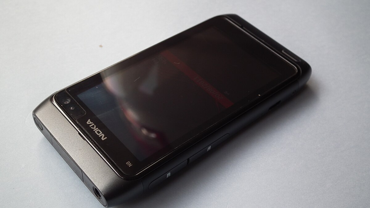 Nokia n8000