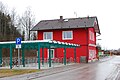 Bahnhof in Ohlstadt, Landkreis Garmisch-Partenkirchen, Regierungsbezirk Oberbayern, Bayern.