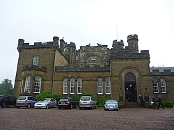 Oxenfoord Castle 01.jpg