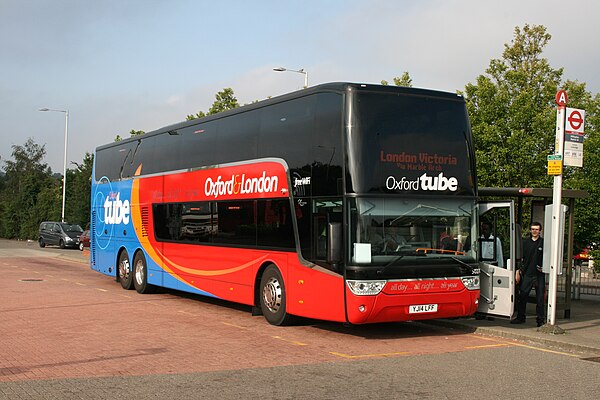 An old Oxford Tube VanHool Astromega coach at Hillingdon Station