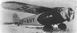 A PWS–54 posta- és utasszállító repülőgép a LOT Lengyel Légitársaság színeiben
