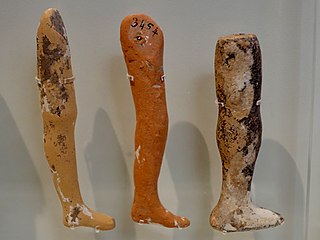 Leg votive figurines from Petsofas