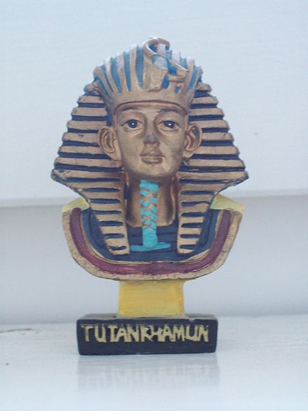 File:Podobizna Tutanchamona by Ron.jpg