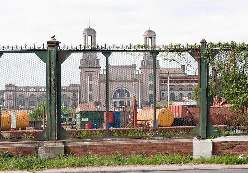 File:Port of Buenos Aires customs-house.jpg