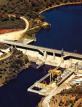 Arrocampo Reservoir makalesinin açıklayıcı görüntüsü