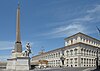Quirinale palazzo e obelisco con dioscuri Roma.jpg