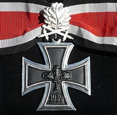 The Knights Cross of the Iron Cross Dietrich Maerz 2201 E