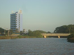 Embouchure de la rivière Ranchería à Riohacha.jpg