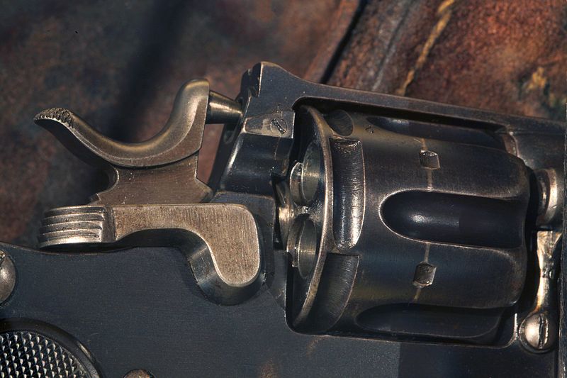 File:Revolver modèle 1882 IMG 3070.jpg