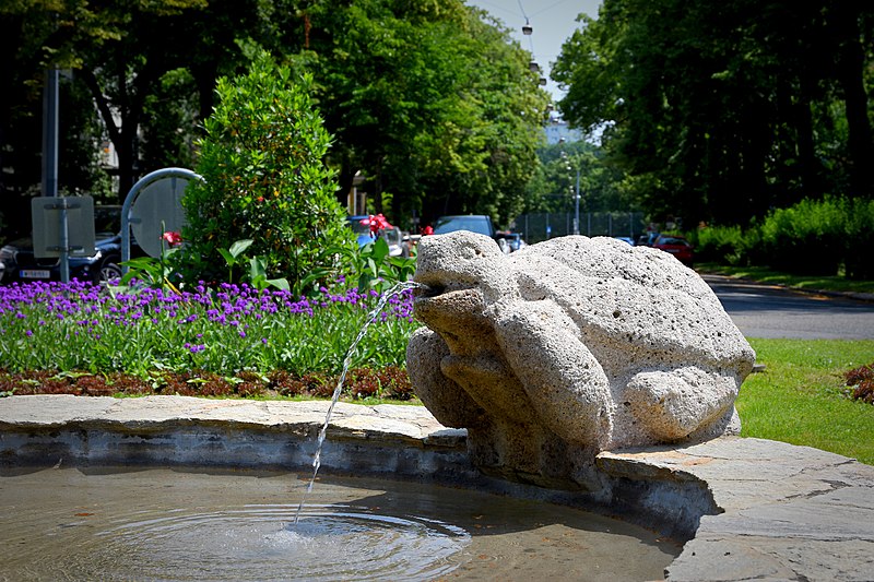 File Richard Kralik Brunnen Schildkrote Jpg Wikimedia Commons