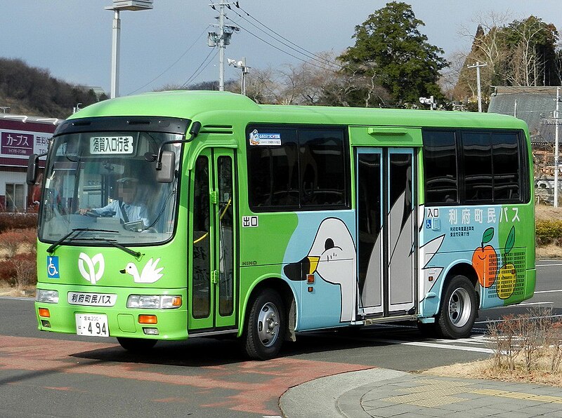 File:Rifu-town-bus-494.jpg