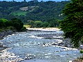Der Rio Jiboa ist ein kleiner Fluss weit weg von der Küste.