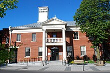 Sainte-Anne-de-Bellevue Town Hall.JPG