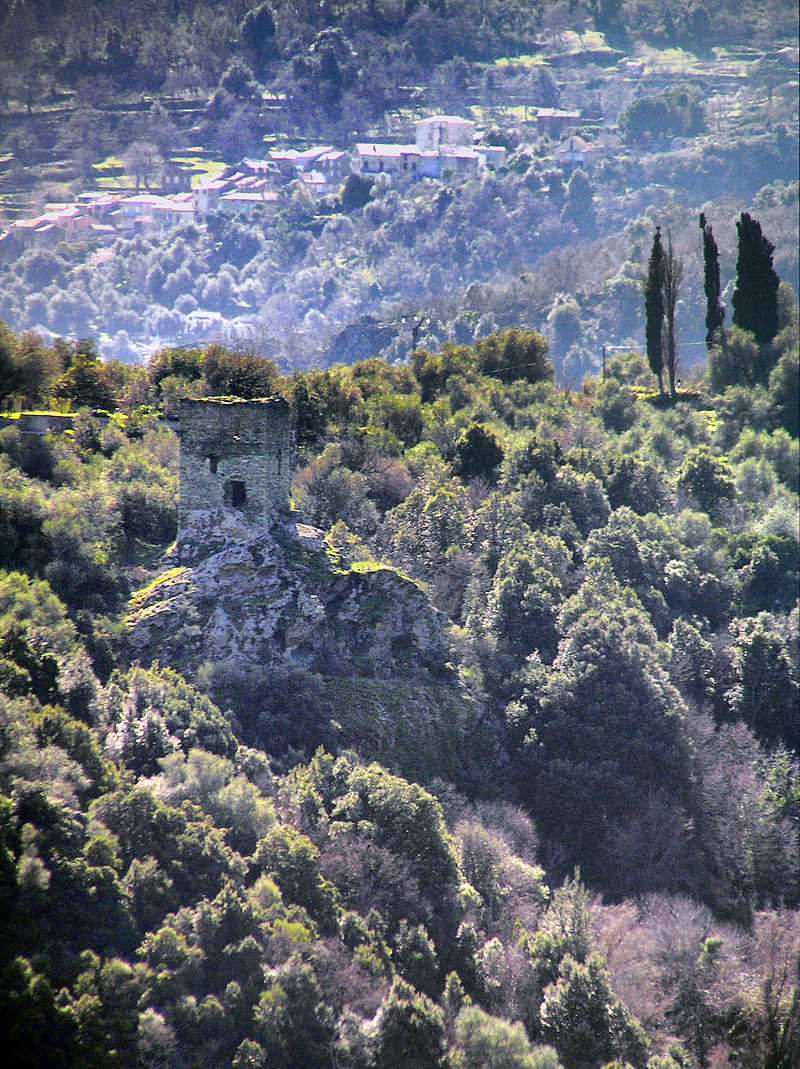 Bon Vendredi 800px-San-Gavino-di-Tenda_tour_g%C3%A9noise