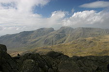 File:Scafells from Bow Fell.JPG (Scafells from Bow Fell)