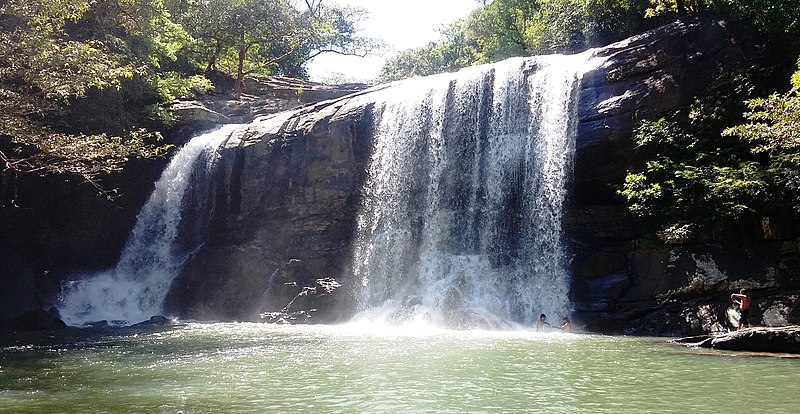 File:Sera Ella Falls.jpg