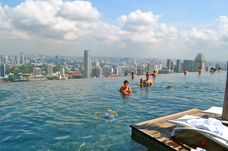 File:SkyPark Infinity Pool (view from deckchair).jpg