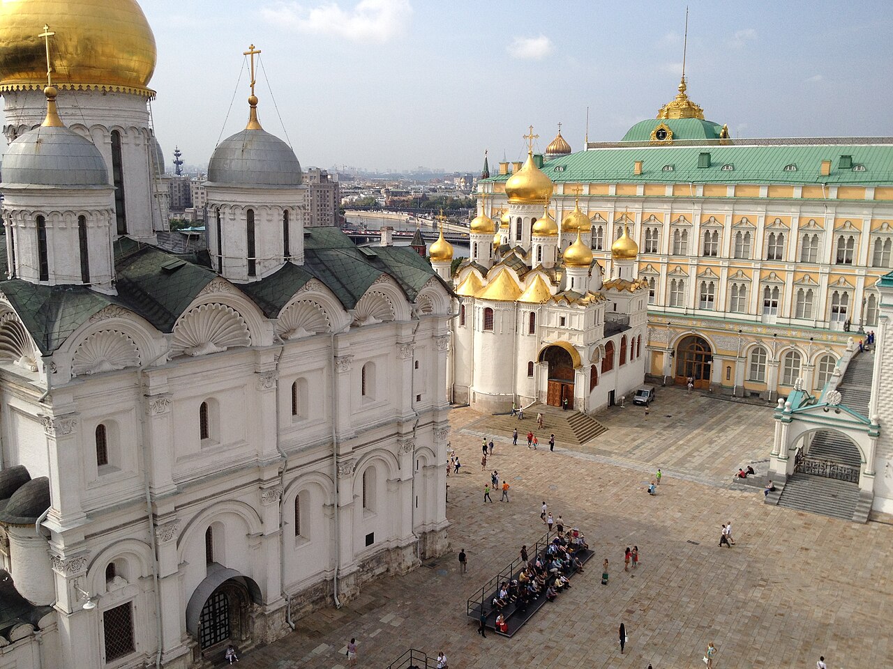 что такое соборная площадь в москве