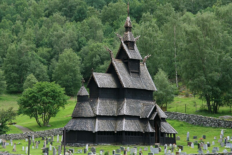 File:Stabkirche in Borgund - panoramio.jpg