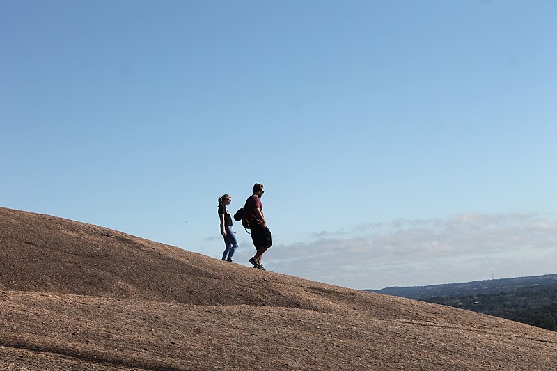 File:Strolling down Enchanted Rock trail, TX IMG 0426.JPG