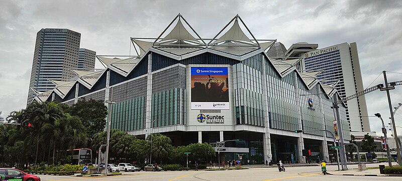 File:Suntec Singapore International Convention and Exhibition Centre 2022 October 23.jpg
