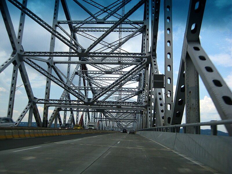 File:Tappan Zee Bridge structurals.jpg