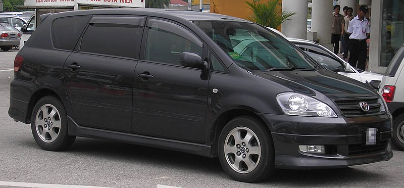 File:Toyota Ipsum (second generation) (front), Serdang.jpg