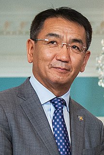 <span class="mw-page-title-main">Tsendiin Mönkh-Orgil</span> Mongolian politician