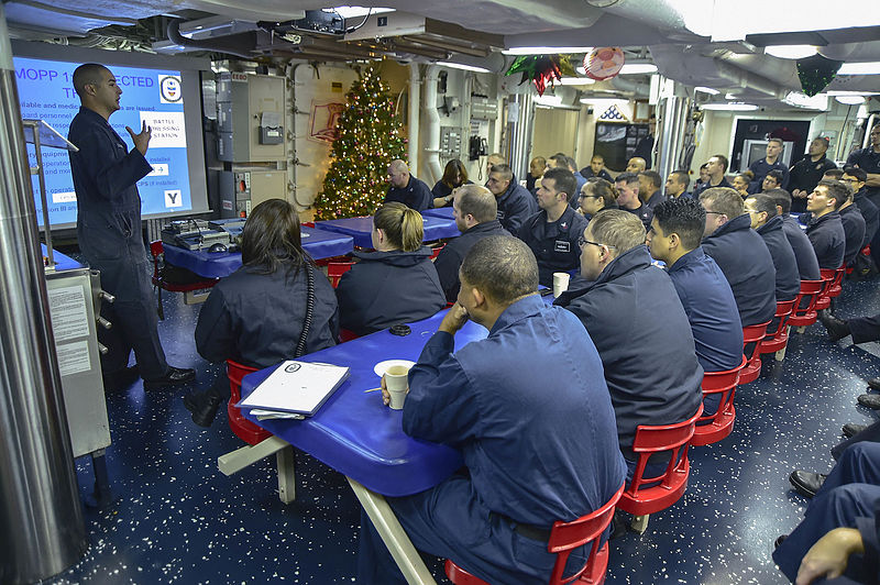 File:USS Gridley (DDG-101) 141216-N-DJ750-019 (16021966446).jpg