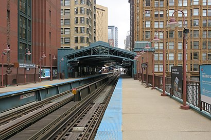 View towards the canopy at Harold Washington Library Station from the Orange-Purple-Pink Line platform at Harold Washington Library Station.jpg