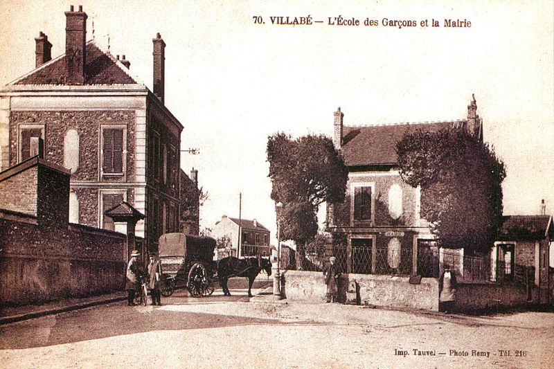 File:Villabé - CP- Ecole des garcons et mairie.jpg