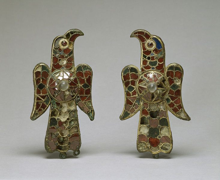 File:Visigothic - Pair of Eagle Fibula - Walters 54421, 54422 - Group.jpg