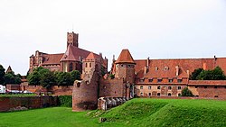 Malbork: Prahistorio, Historio, La kastelo Marienburg