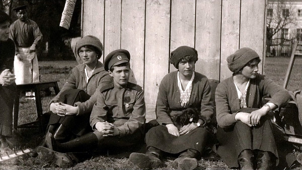Цесаревич Алексей в Царском селе 1917