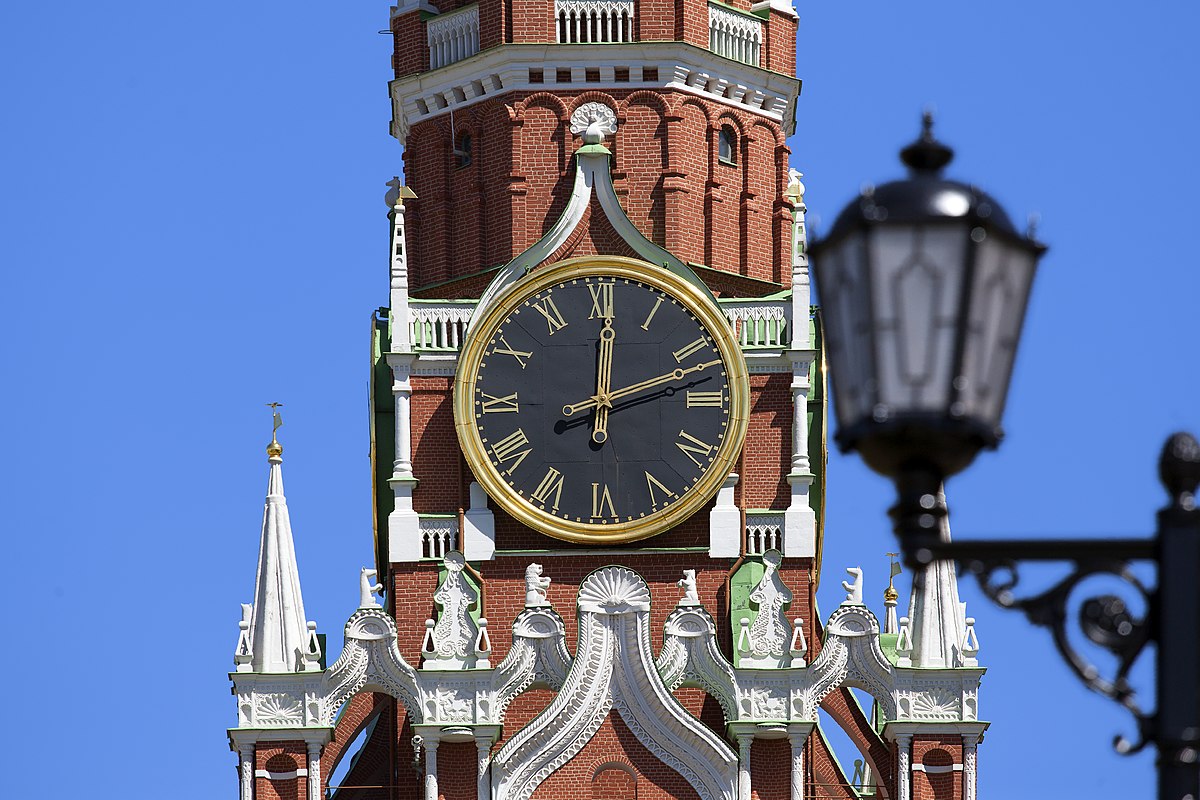 Часы кремлевской башни