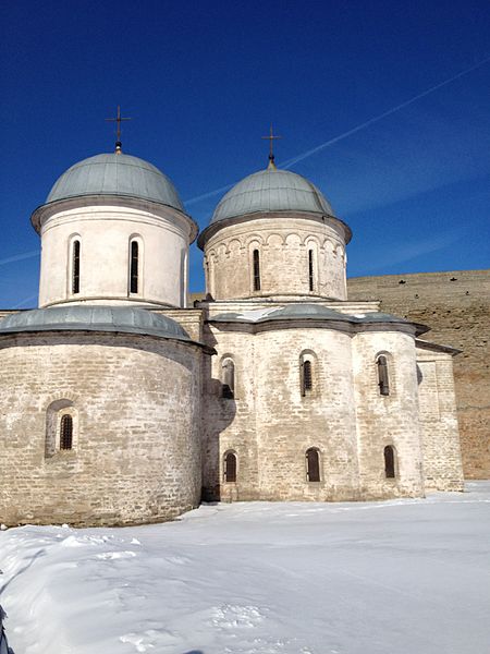 File:Собор Успенский (церковь Успения Пресвятой Богородицы) (Санкт-Петербург и Лен.область, Ивангород, Девичья Гора).JPG