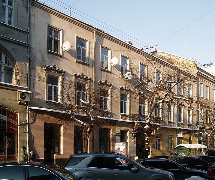 File:10 Sichovykh Striltsiv Street, Lviv (01).jpg