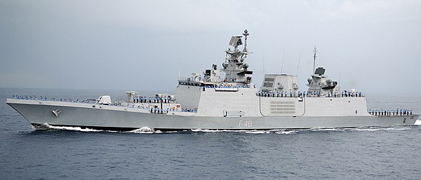 INS Satpura (F48) transits the Indian Ocean during Malabar 2012.
