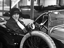 Violette Cordery at the wheel of the "Eric-Campbell" 10 h.p. in 1919