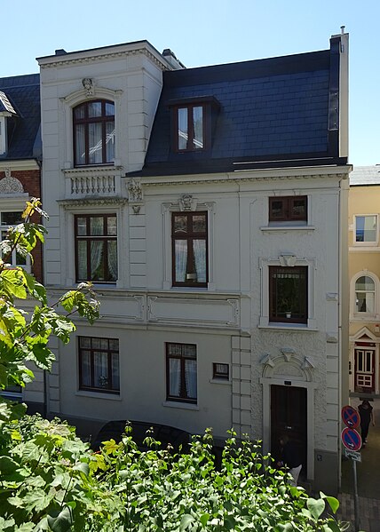 File:16269 Blankeneser Hauptstraße 149.JPG