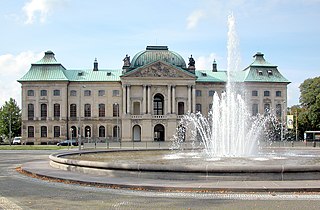 <span class="mw-page-title-main">Japanisches Palais</span> Baroque building in Dresden, Germany