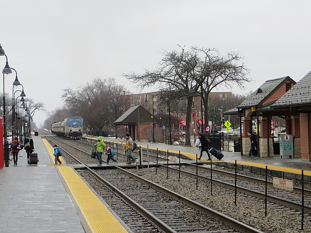 Glenview station is served by Amtrak and Metra passenger trains