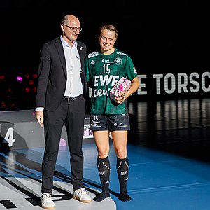 2022-05-29 Handball Frauen, OLYMP Final4 2022, VfL Oldenburg - SG BBM Bietigheim 1DX 3326 by Stepro.jpg