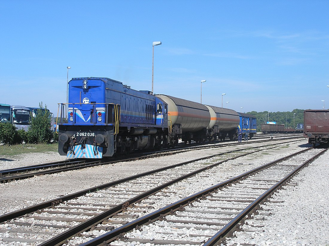 File:2062 series locomotive (019).JPG