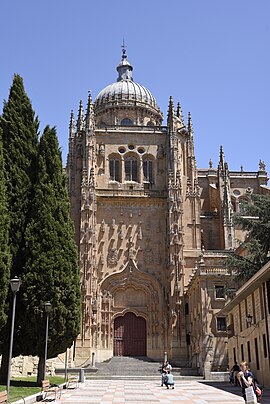 New Cathedral of Salamanca (1513-1733) in the Plateresque made city of Salamanca, Castile and Leon, Spain 23 Catedral Nueva, Salamanca.jpg