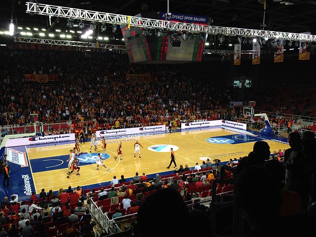 Abdi Ipekçi Arena interior during a match